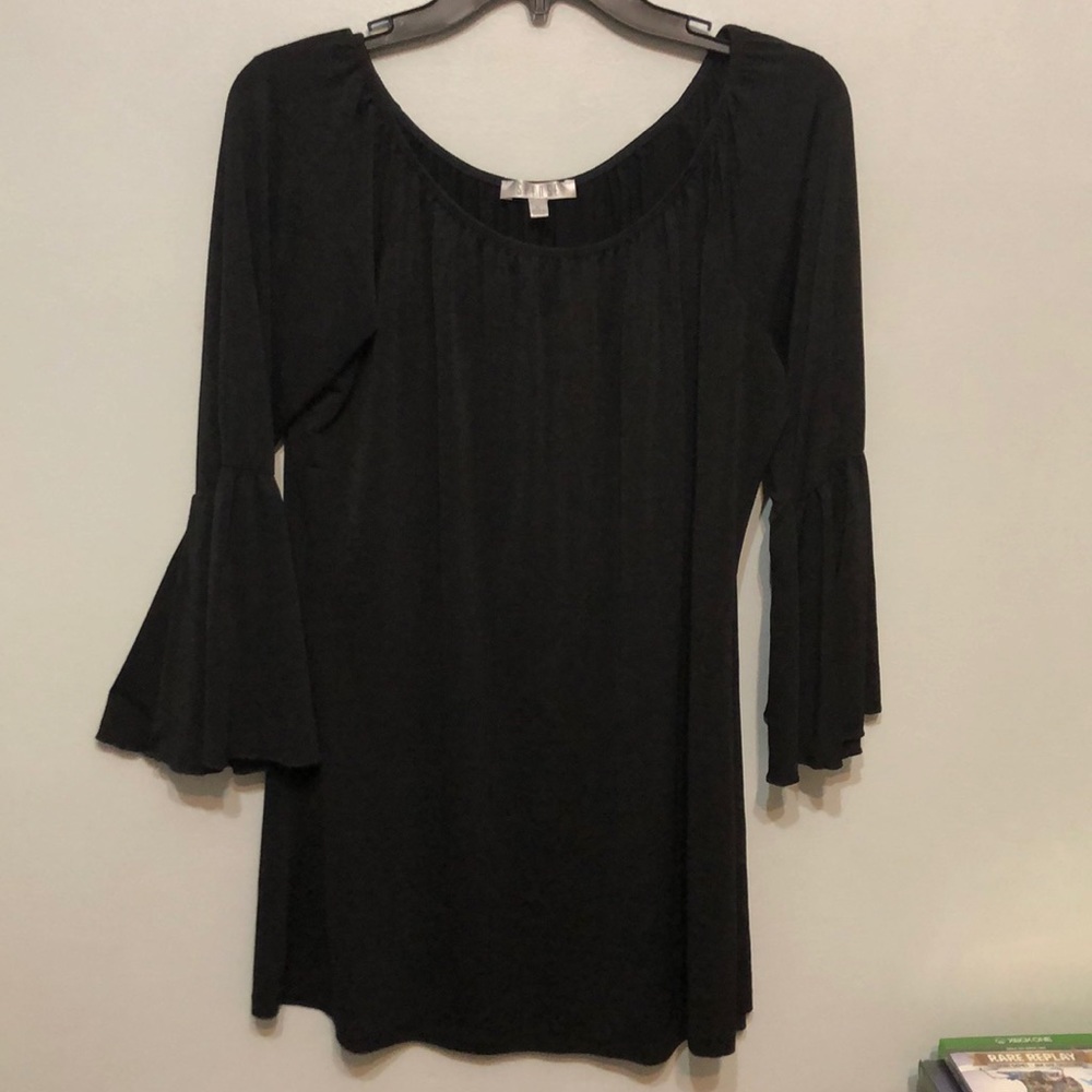 Bell sleeve tunic